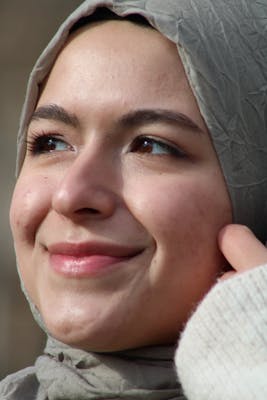 Lena, 25