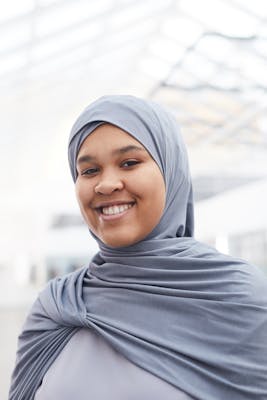 Lena, 25